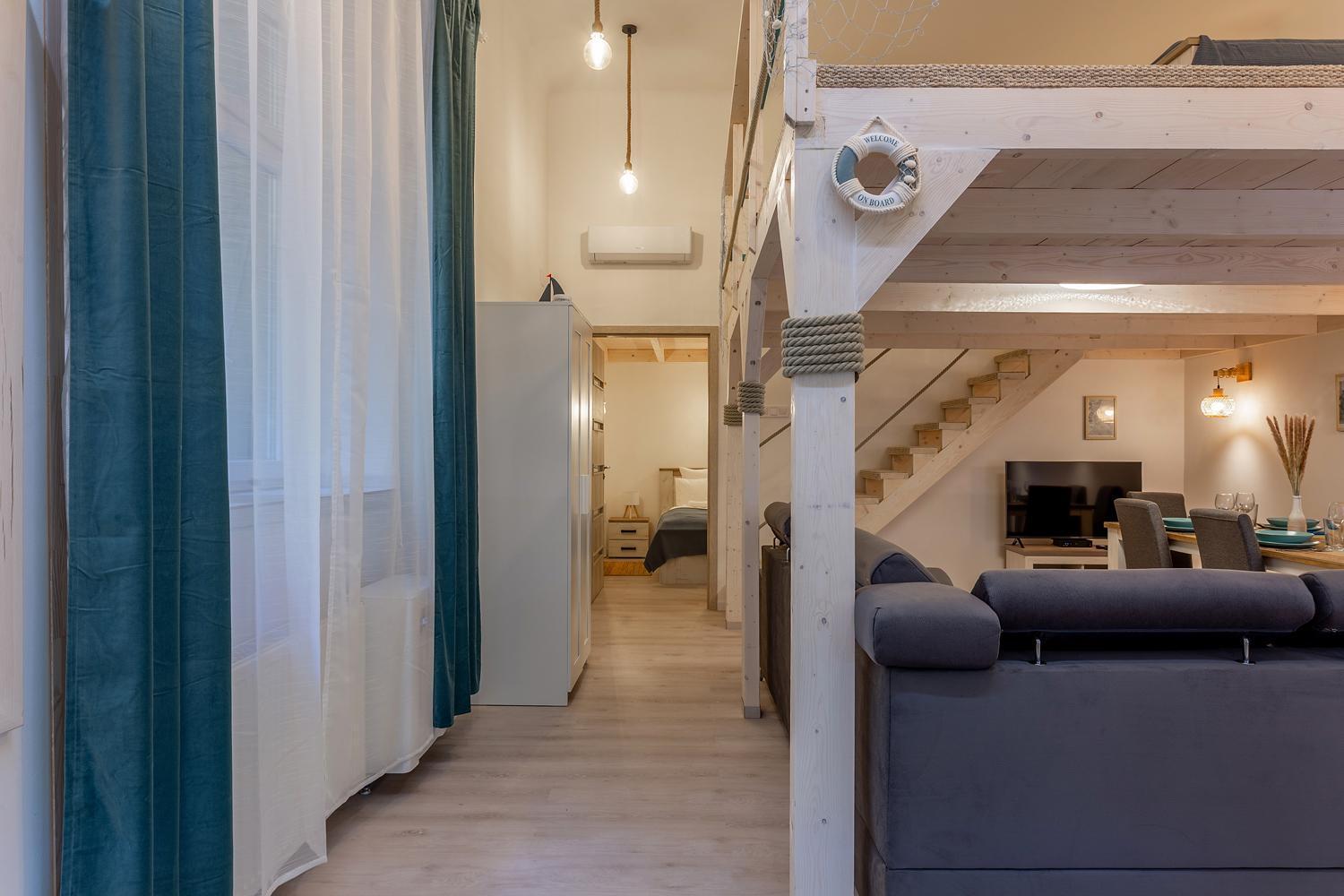 Goldcentral Apartment Danube Budapest Bagian luar foto
